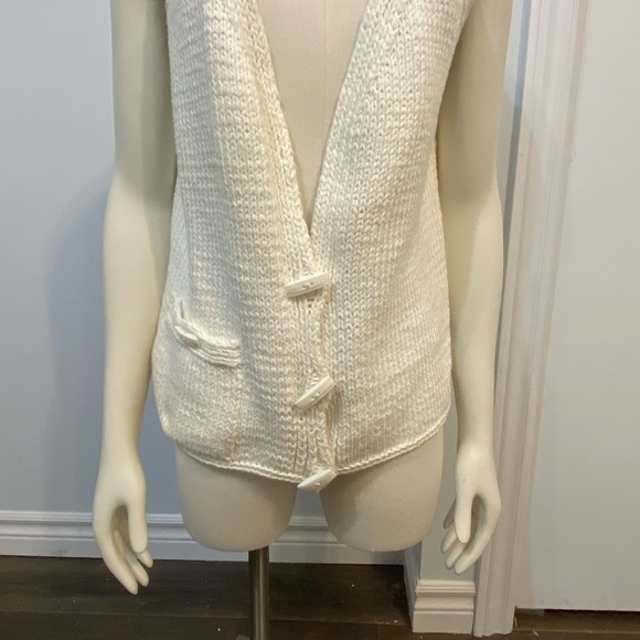 PURE Hand knit Cotton Knit M/L Pockets Toggles - Picture 7 of 9